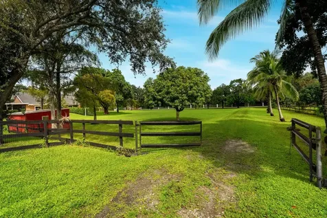 8960 Nw 68th Court Parkland FL 33067