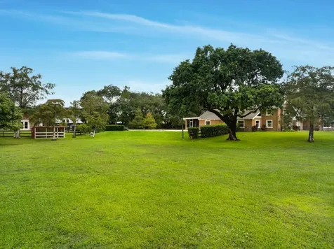 8960 Nw 68th Court Parkland FL 33067