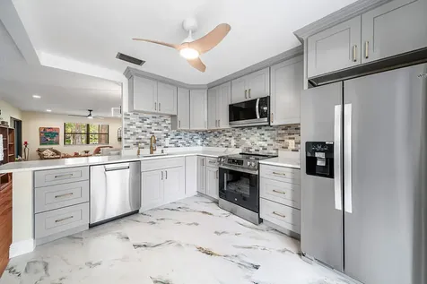 33 Copper Pod Court Royal Palm Beach FL 33411