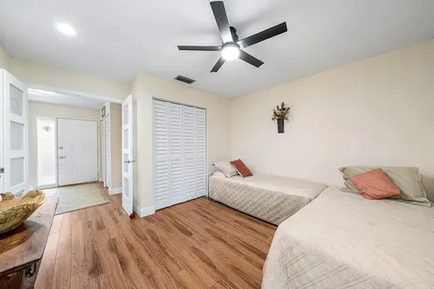 33 Copper Pod Court Royal Palm Beach FL 33411
