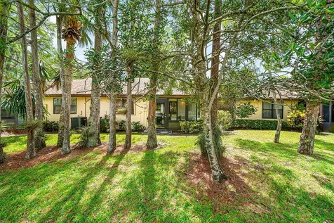 33 Copper Pod Court Royal Palm Beach FL 33411