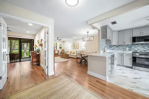 33 Copper Pod Court Royal Palm Beach FL 33411