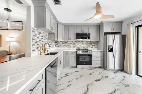 33 Copper Pod Court Royal Palm Beach FL 33411