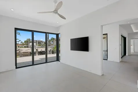 933 Allamanda Drive Delray Beach FL 33483