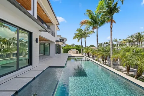 933 Allamanda Drive Delray Beach FL 33483