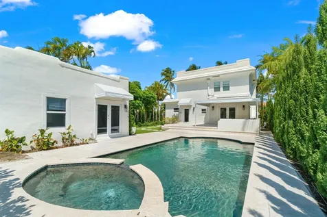 224 10th Street West Palm Beach FL 33401