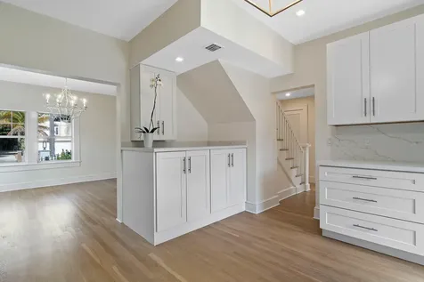 224 10th Street West Palm Beach FL 33401