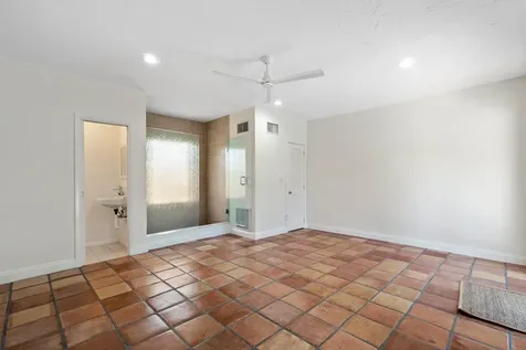 224 10th Street West Palm Beach FL 33401