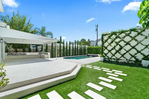 224 10th Street West Palm Beach FL 33401