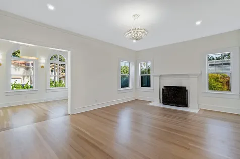 224 10th Street West Palm Beach FL 33401