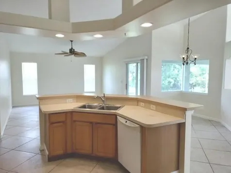 135 Sw Majestic Terrace Port Saint Lucie FL 34984
