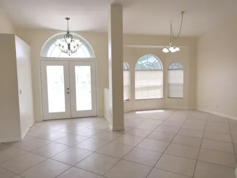 135 Sw Majestic Terrace Port Saint Lucie FL 34984