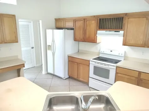 135 Sw Majestic Terrace Port Saint Lucie FL 34984