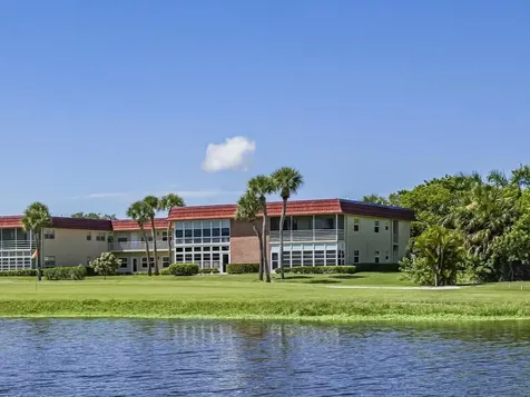 111 Spring Lake Court Vero Beach FL 32962