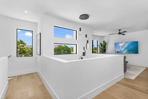 698 Jeffery Street Boca Raton FL 33487