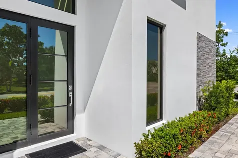 698 Jeffery Street Boca Raton FL 33487