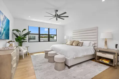 698 Jeffery Street Boca Raton FL 33487