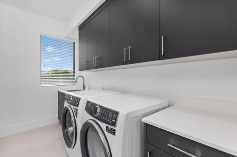 698 Jeffery Street Boca Raton FL 33487