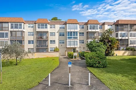 7000 Nw 17th Street Plantation FL 33313