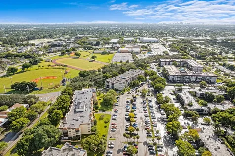 7000 Nw 17th Street Plantation FL 33313