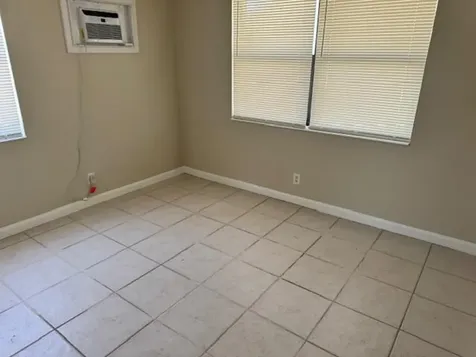 5707 Briarwood Street Mangonia Park FL 33407