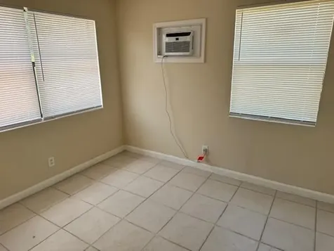 5707 Briarwood Street Mangonia Park FL 33407