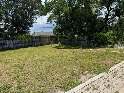 5707 Briarwood Street Mangonia Park FL 33407