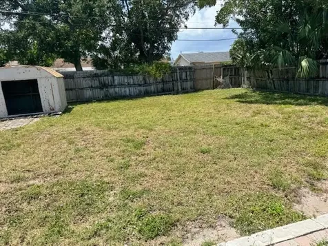 5707 Briarwood Street Mangonia Park FL 33407