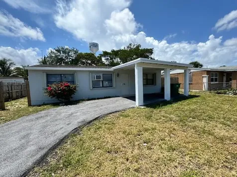 5707 Briarwood Street Mangonia Park FL 33407