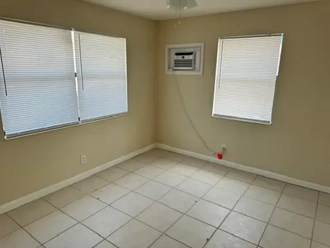 5707 Briarwood Street Mangonia Park FL 33407