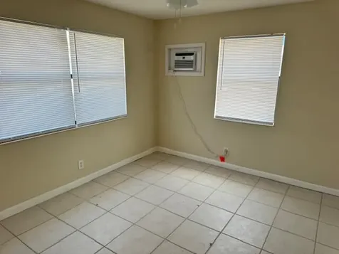 5707 Briarwood Street Mangonia Park FL 33407