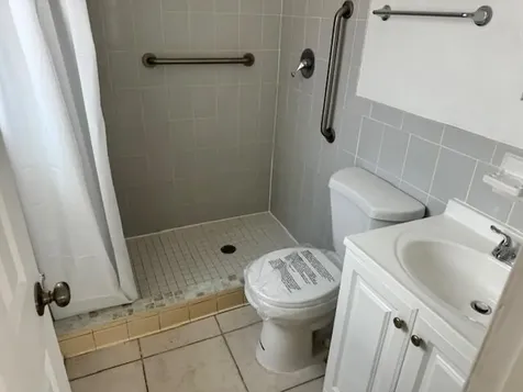 5707 Briarwood Street Mangonia Park FL 33407