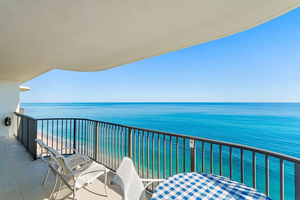 400 Beach Road Tequesta FL 33469