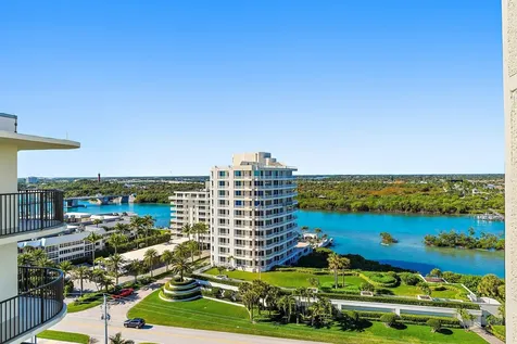 400 Beach Road Tequesta FL 33469