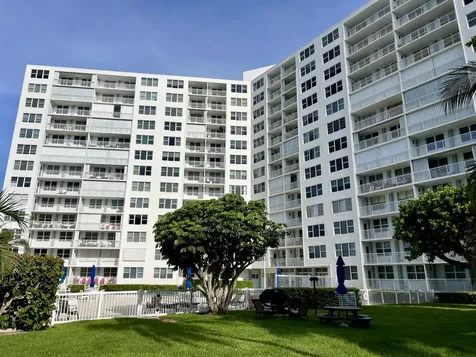 201 N Ocean Boulevard Pompano Beach FL 33062