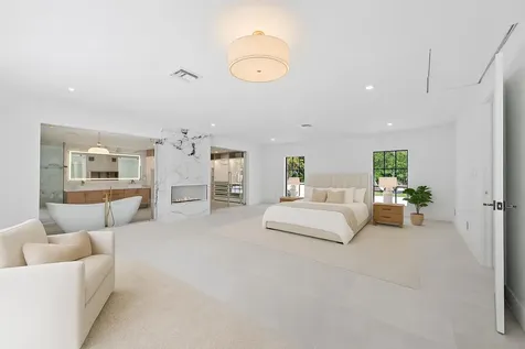 391 W Riverside Drive Tequesta FL 33469