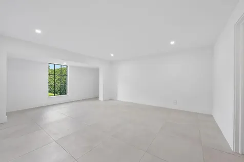 391 W Riverside Drive Tequesta FL 33469