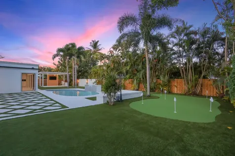 391 W Riverside Drive Tequesta FL 33469