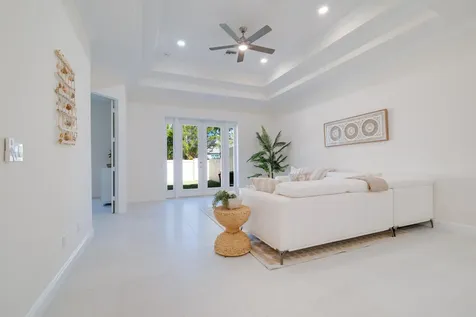 2005 Bridgepointe Circle Vero Beach FL 32967