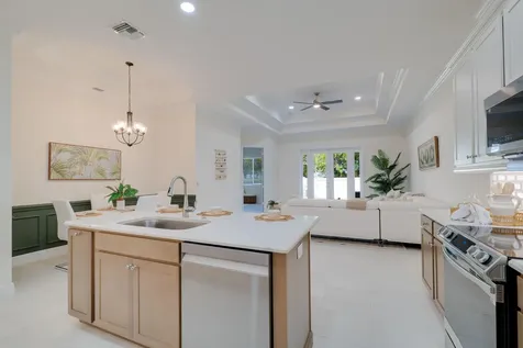 2005 Bridgepointe Circle Vero Beach FL 32967