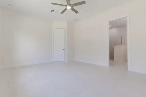 2005 Bridgepointe Circle Vero Beach FL 32967