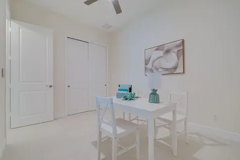 2005 Bridgepointe Circle Vero Beach FL 32967