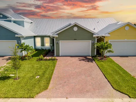 2005 Bridgepointe Circle Vero Beach FL 32967