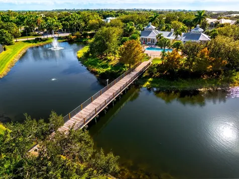 2005 Bridgepointe Circle Vero Beach FL 32967
