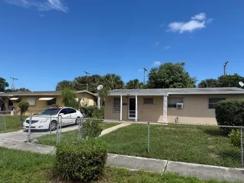 1441 8th Street West Palm Beach FL 33401