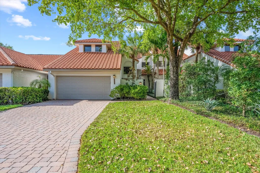 2443 Windsor Way Court Wellington FL 33414