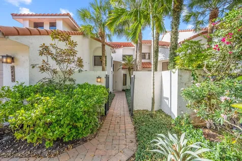 2443 Windsor Way Court Wellington FL 33414
