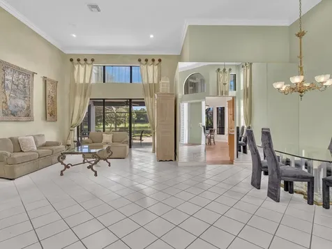 10122 Spyglass Way Boca Raton FL 33498
