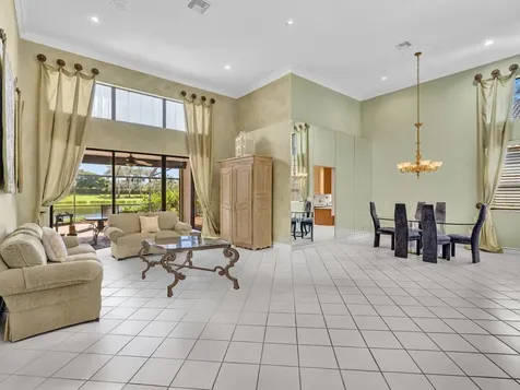 10122 Spyglass Way Boca Raton FL 33498