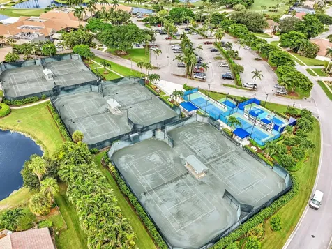 10122 Spyglass Way Boca Raton FL 33498